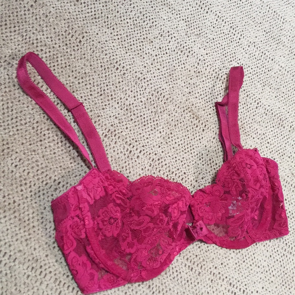 Oscar de La Renta Lace Bra 32C